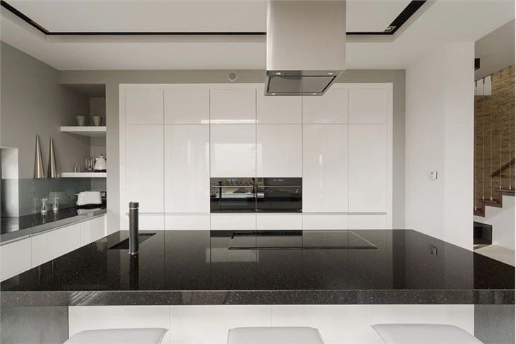 Black Galaxy Granite Kitchen Island(001)(001)