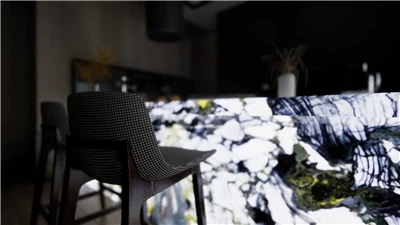 बैकलिट क्रिस्टलो क्वार्टजाइट